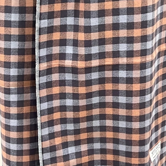 MILL CITY FINERIES Flannel Scarf - Picture 4 of 4